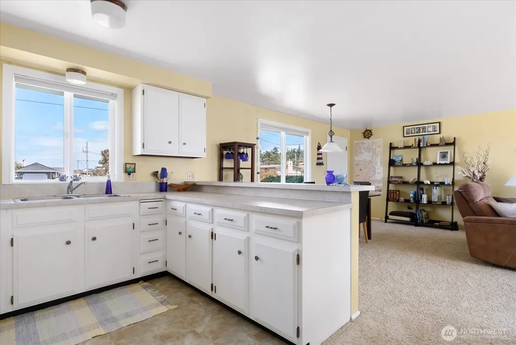 214 Lighthouse Way Freeland WA 98249
