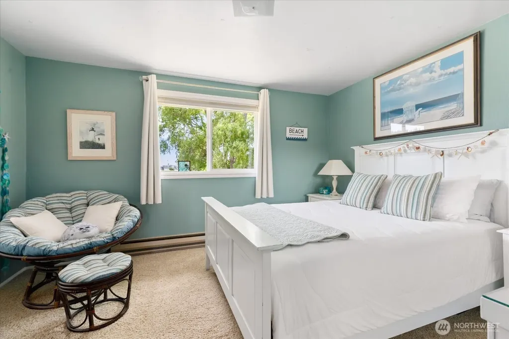 214 Lighthouse Way Freeland WA 98249