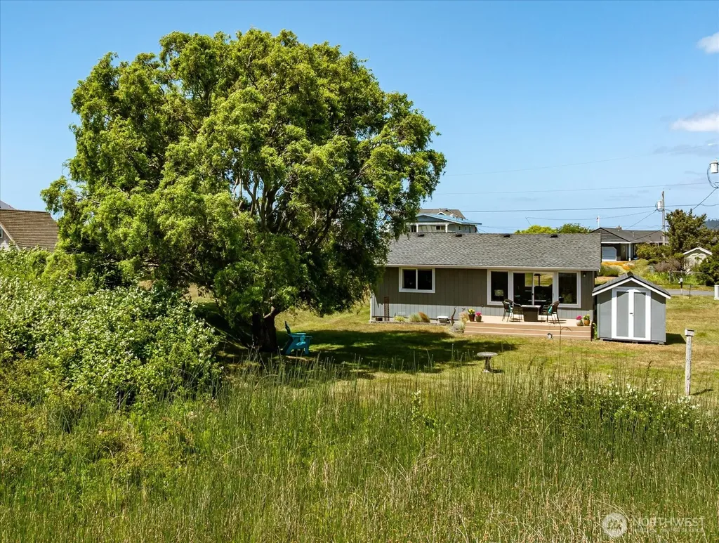 214 Lighthouse Way Freeland WA 98249