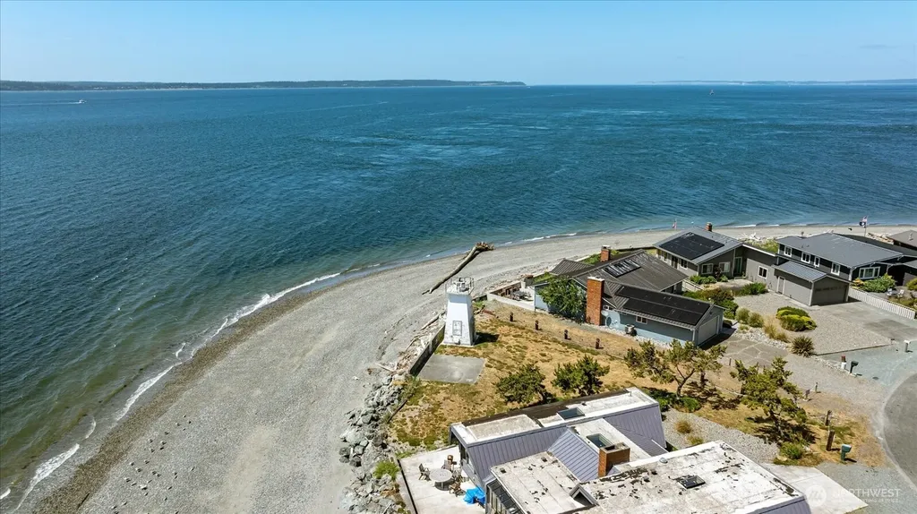 214 Lighthouse Way Freeland WA 98249