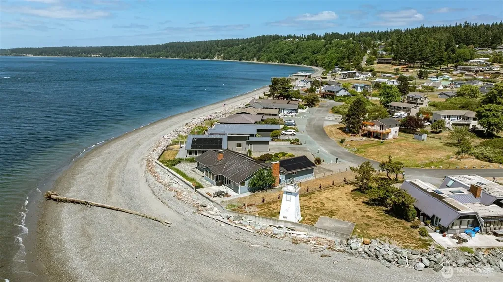 214 Lighthouse Way Freeland WA 98249