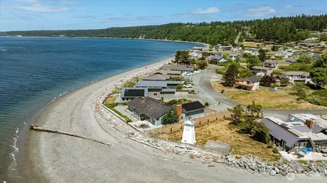 214 Lighthouse Way Freeland WA 98249
