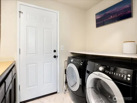 15812 71st Avenue NE Kenmore WA 98028