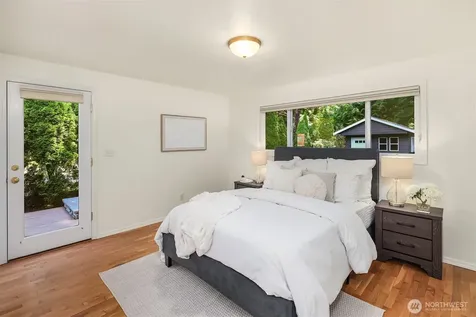 7061 NE 137th Street Kirkland WA 98034