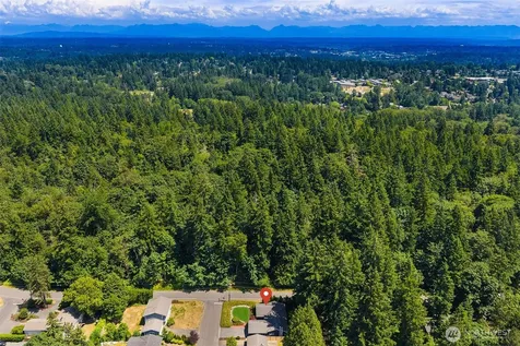 7061 NE 137th Street Kirkland WA 98034