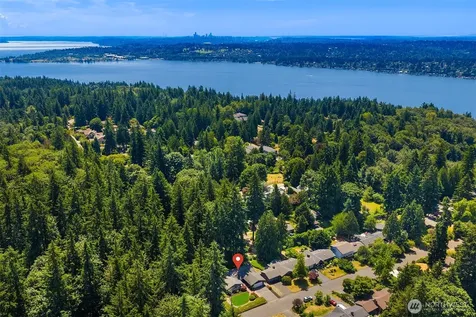 7061 NE 137th Street Kirkland WA 98034