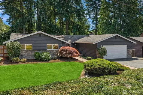 7061 NE 137th Street Kirkland WA 98034