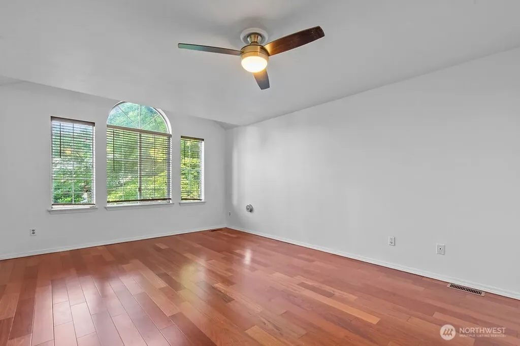 4426 W 82nd Avenue Court University Place WA 98466