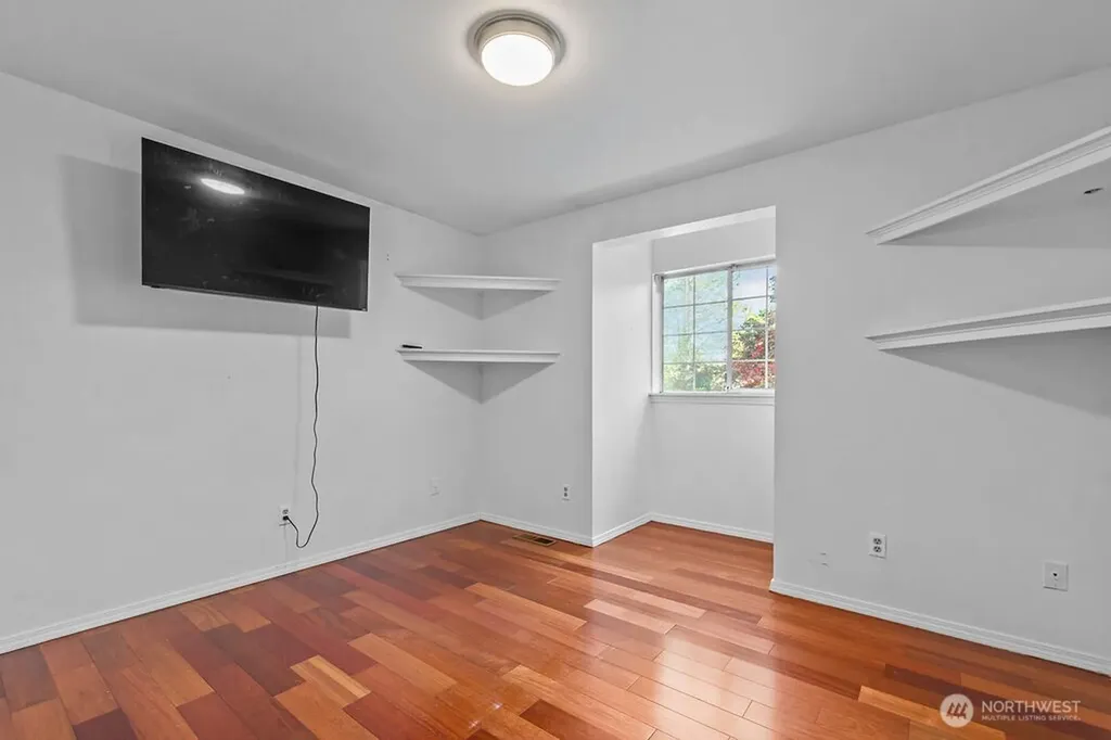 4426 W 82nd Avenue Court University Place WA 98466