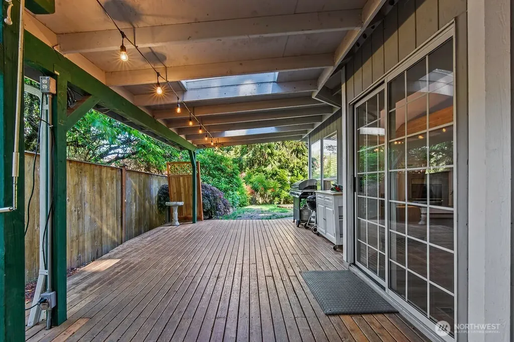 4426 W 82nd Avenue Court University Place WA 98466