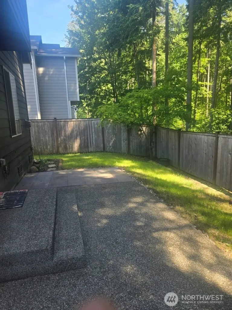 22463 SE 244th Street Maple Valley WA 98038