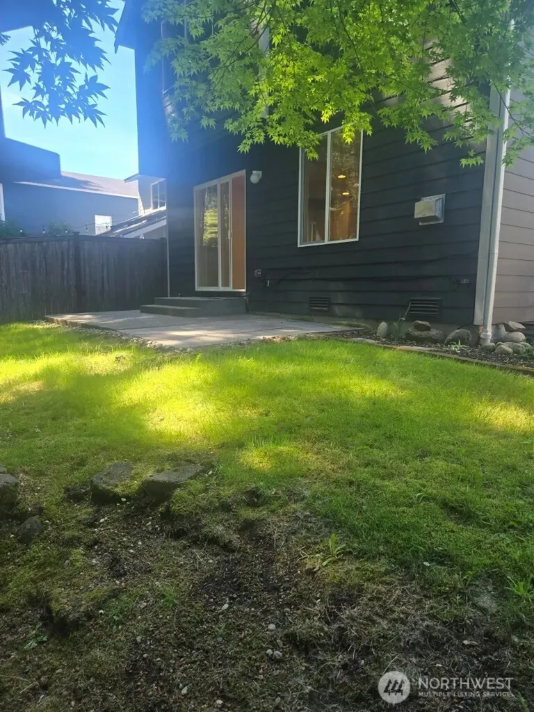 22463 SE 244th Street Maple Valley WA 98038