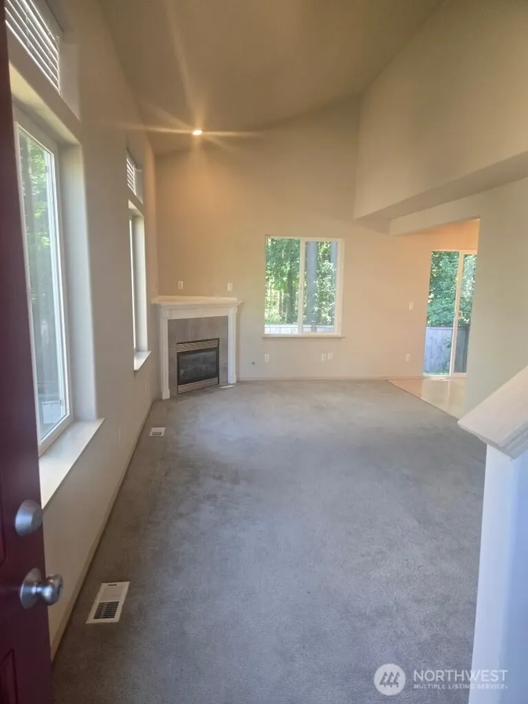 22463 SE 244th Street Maple Valley WA 98038