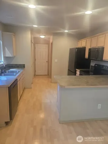 22463 SE 244th Street Maple Valley WA 98038