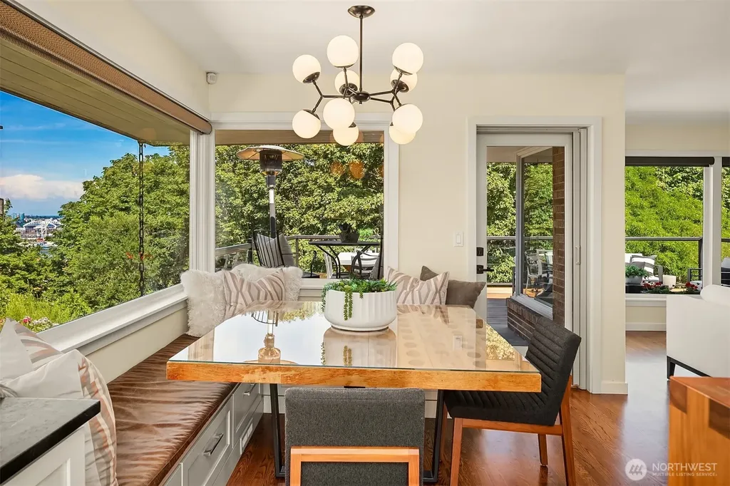3218 36th Avenue SW Seattle WA 98126