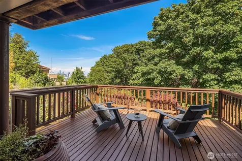 3218 36th Avenue SW Seattle WA 98126