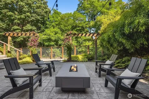 3218 36th Avenue SW Seattle WA 98126