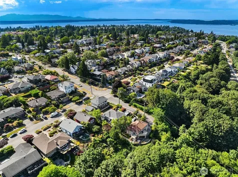 3218 36th Avenue SW Seattle WA 98126
