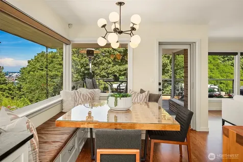 3218 36th Avenue SW Seattle WA 98126