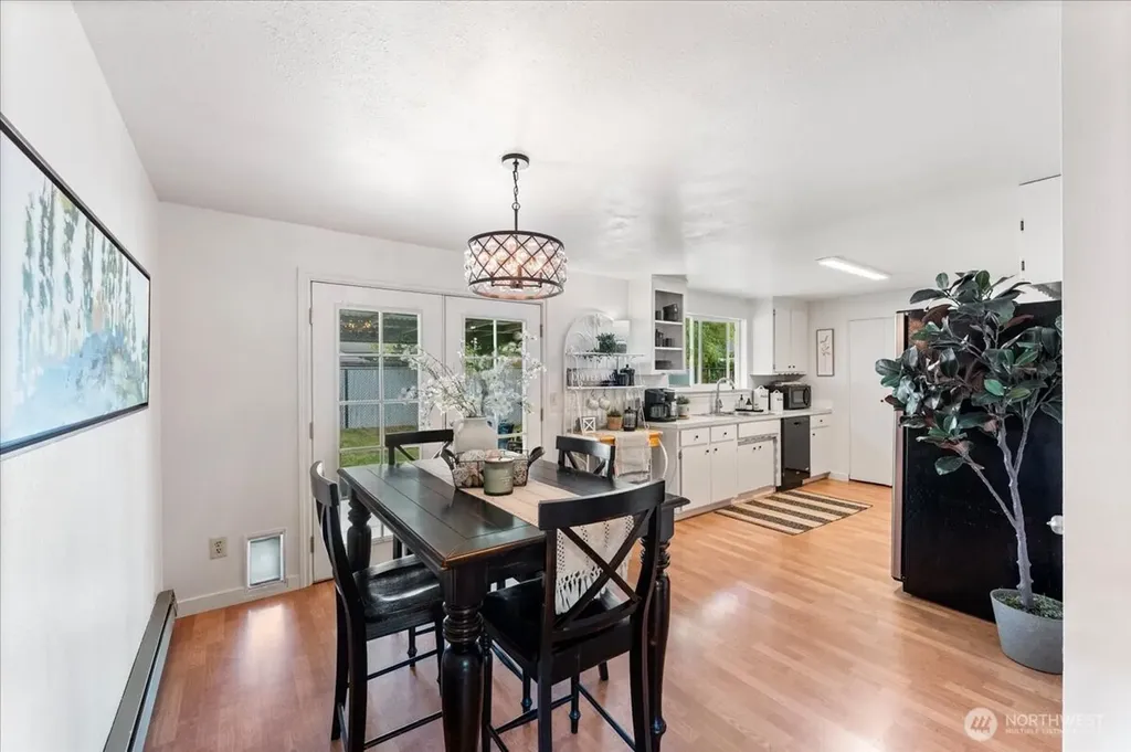 16954 SE 255th Place Covington WA 98042
