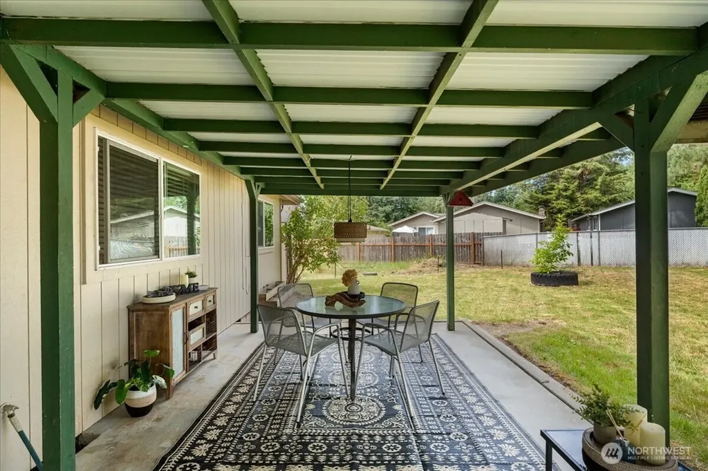 16954 SE 255th Place Covington WA 98042