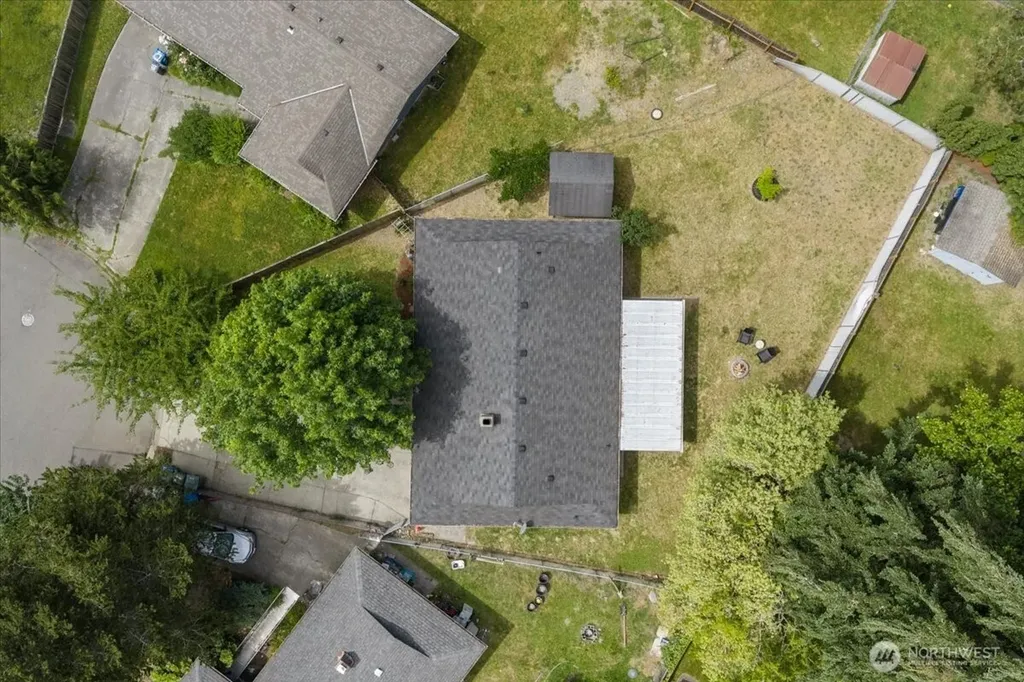 16954 SE 255th Place Covington WA 98042