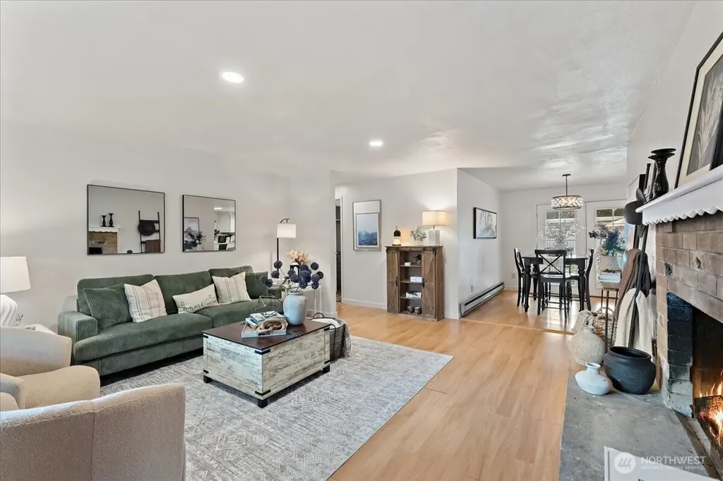 16954 SE 255th Place Covington WA 98042