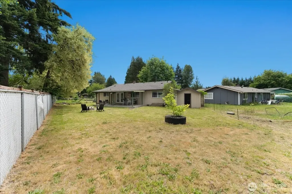 16954 SE 255th Place Covington WA 98042