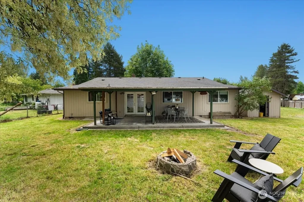 16954 SE 255th Place Covington WA 98042