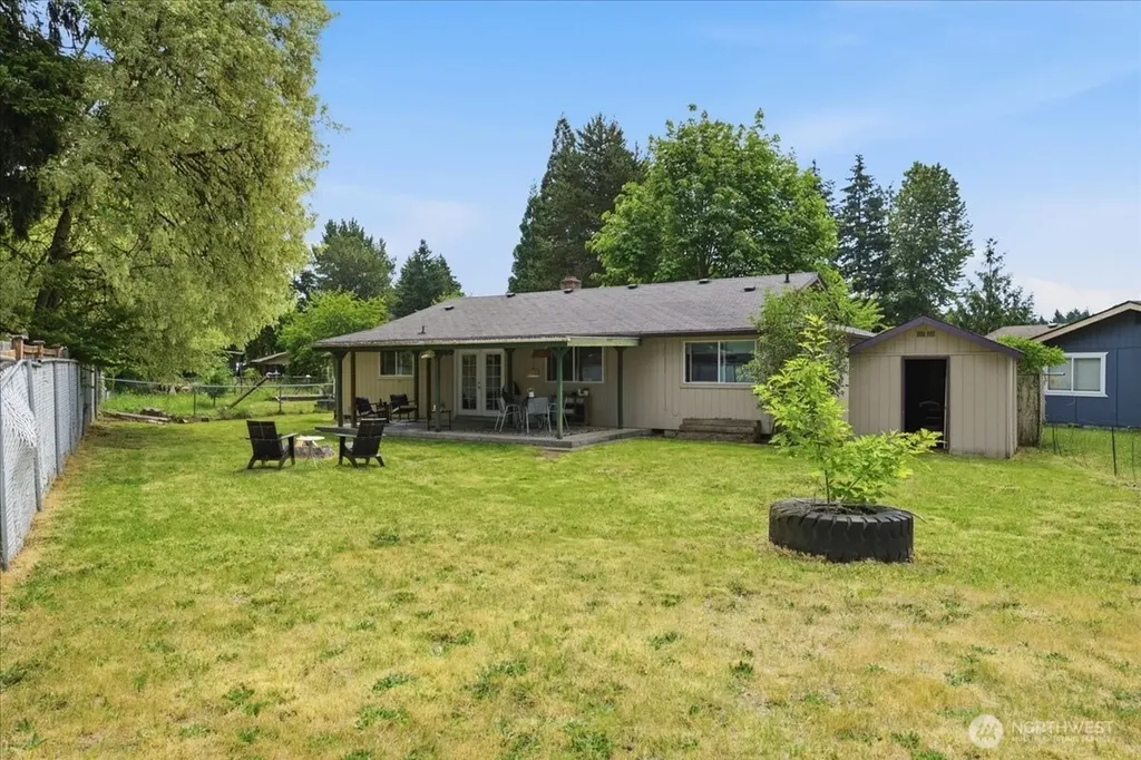 16954 SE 255th Place Covington WA 98042