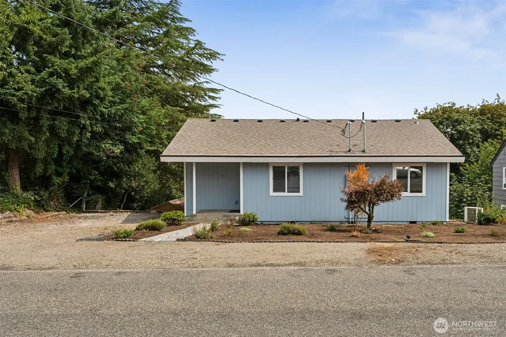 1720 N Wycoff Avenue Bremerton WA 98312