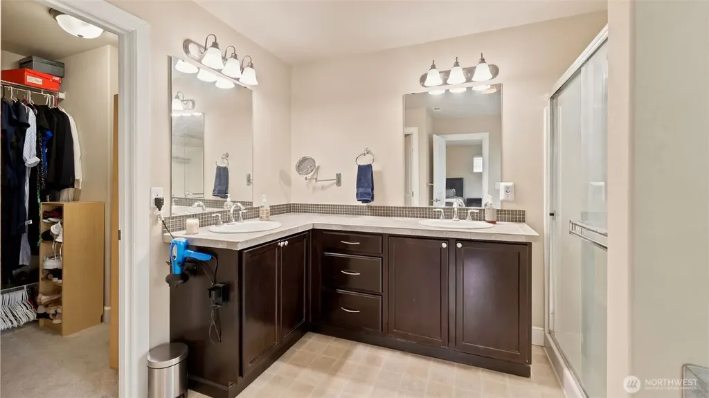 6706 Elaine Avenue SE Auburn WA 98092