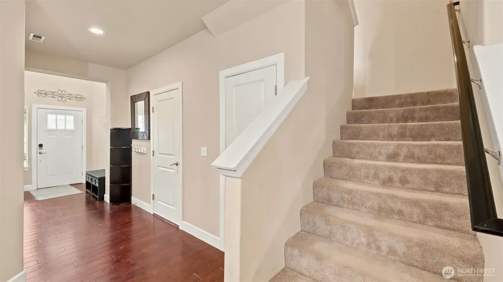 6706 Elaine Avenue SE Auburn WA 98092