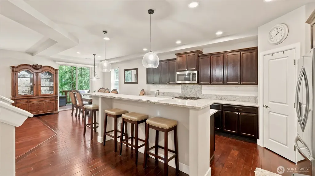 6706 Elaine Avenue SE Auburn WA 98092
