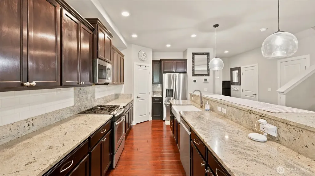 6706 Elaine Avenue SE Auburn WA 98092