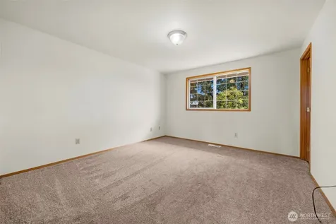6308 98th Place NE Marysville WA 98270