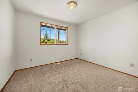 6308 98th Place NE Marysville WA 98270