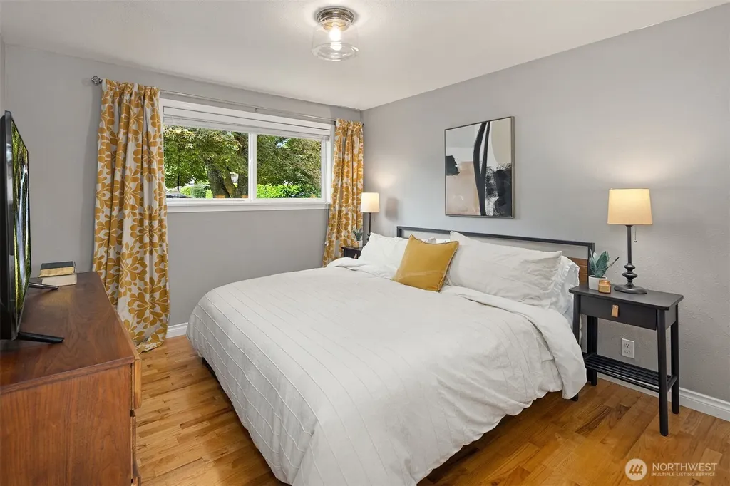 13636 2nd Avenue S Burien WA 98168