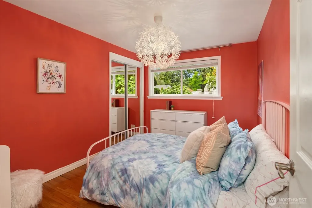 13636 2nd Avenue S Burien WA 98168