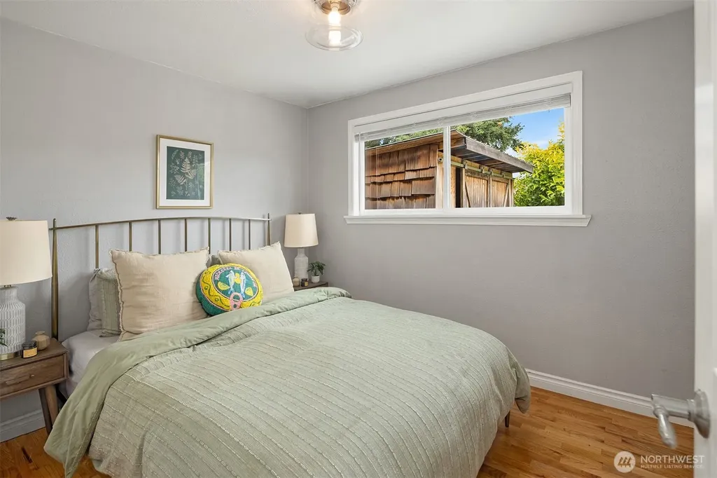 13636 2nd Avenue S Burien WA 98168