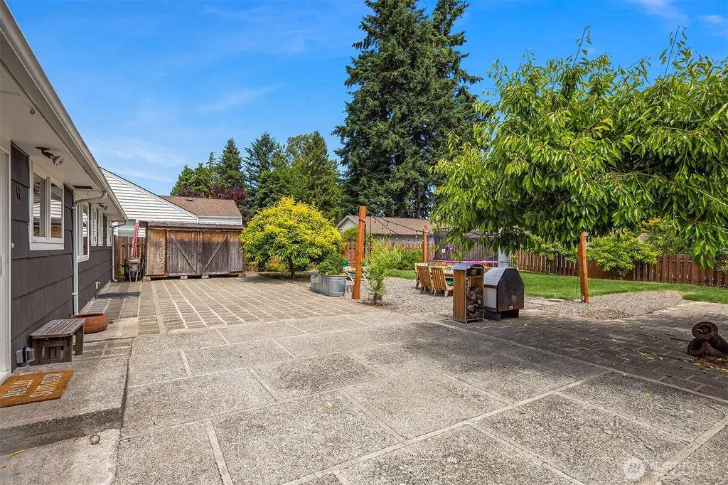 13636 2nd Avenue S Burien WA 98168