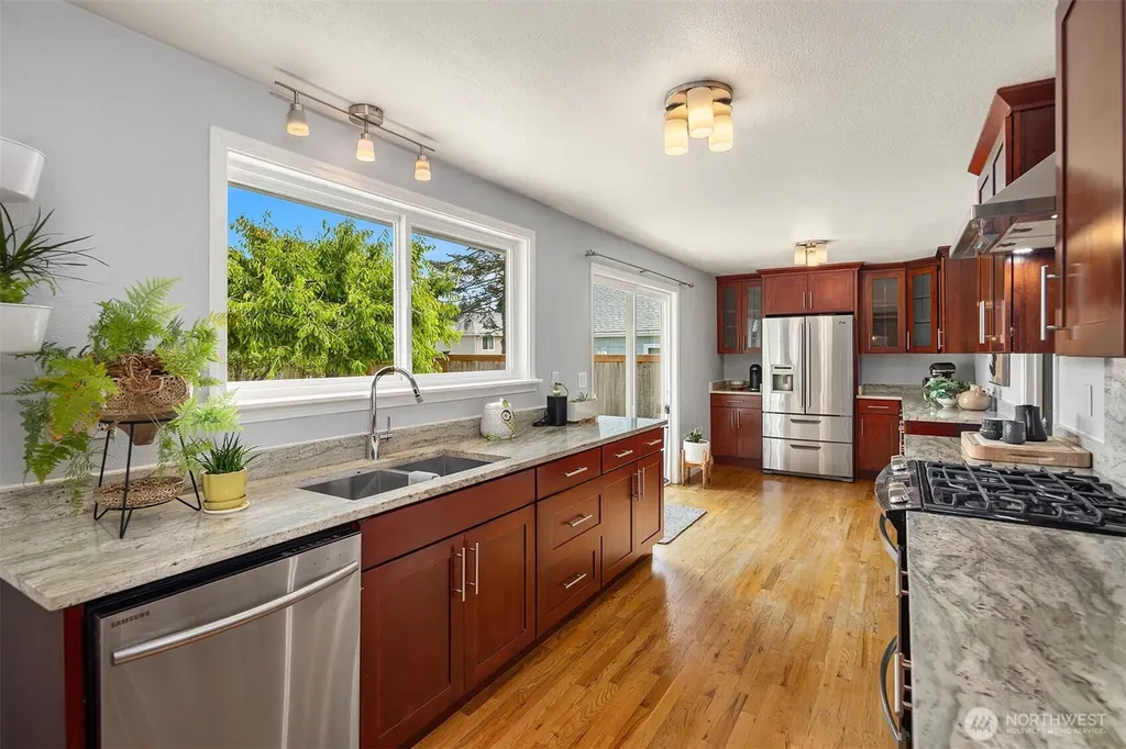 13636 2nd Avenue S Burien WA 98168