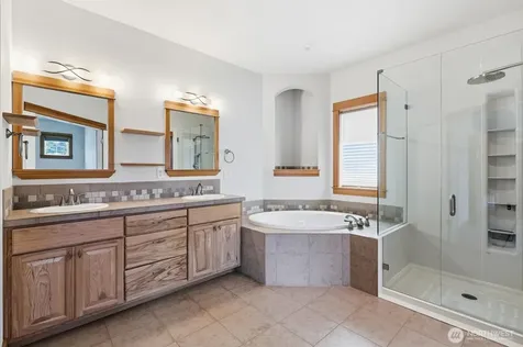 9419 185th Drive SE Snohomish WA 98290