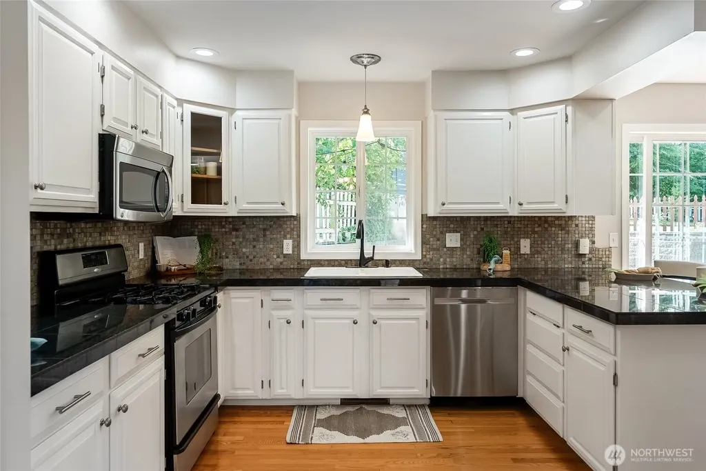 2918 Alvarado Drive Bellingham WA 98229