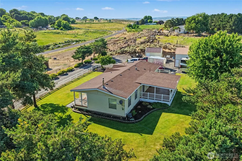 767 S Canyon Court Road Othello WA 99344
