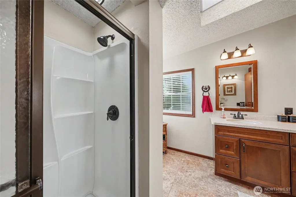 767 S Canyon Court Road Othello WA 99344