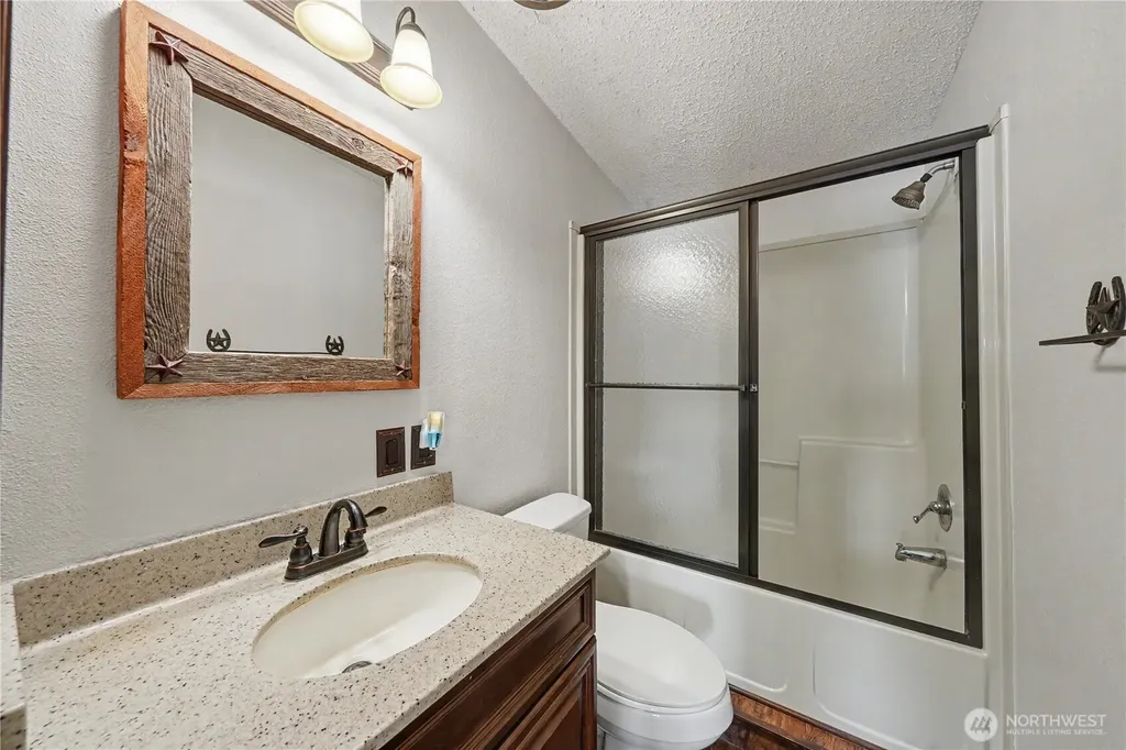 767 S Canyon Court Road Othello WA 99344