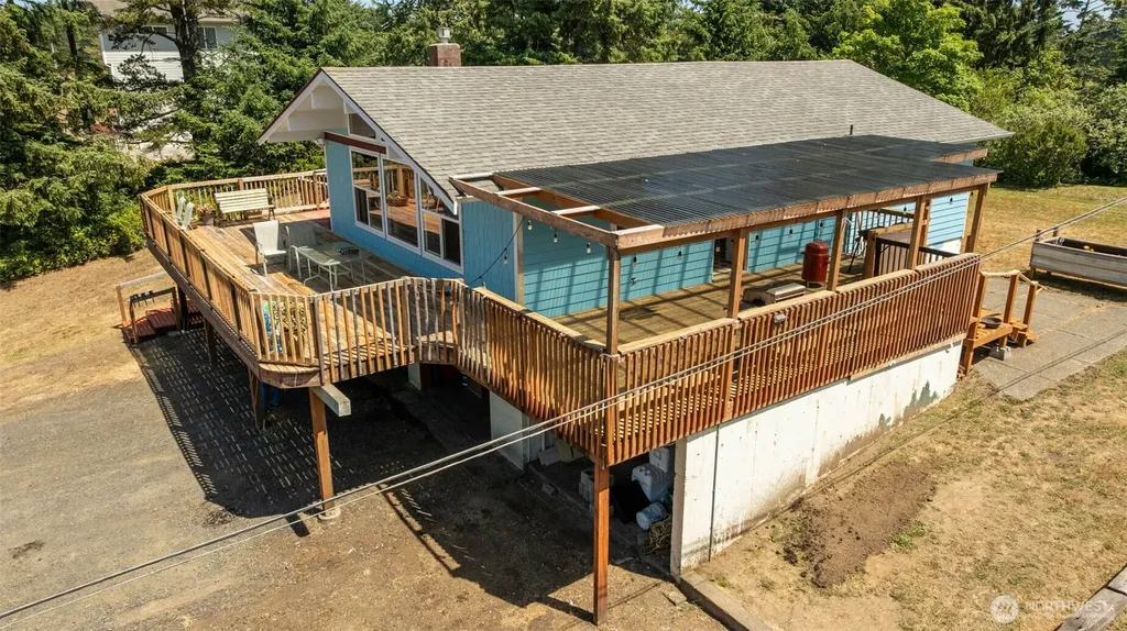 1856 Hoquiam Lane S Westport WA 98595
