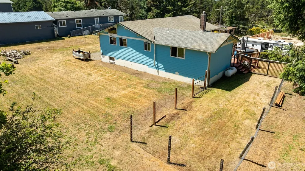 1856 Hoquiam Lane S Westport WA 98595
