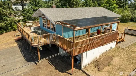 1856 Hoquiam Lane S Westport WA 98595